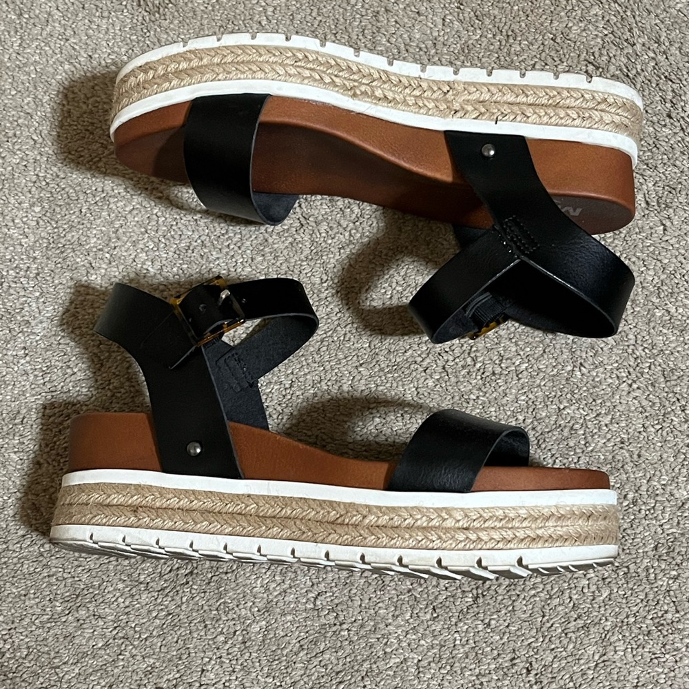 MIA Kiera Sandals